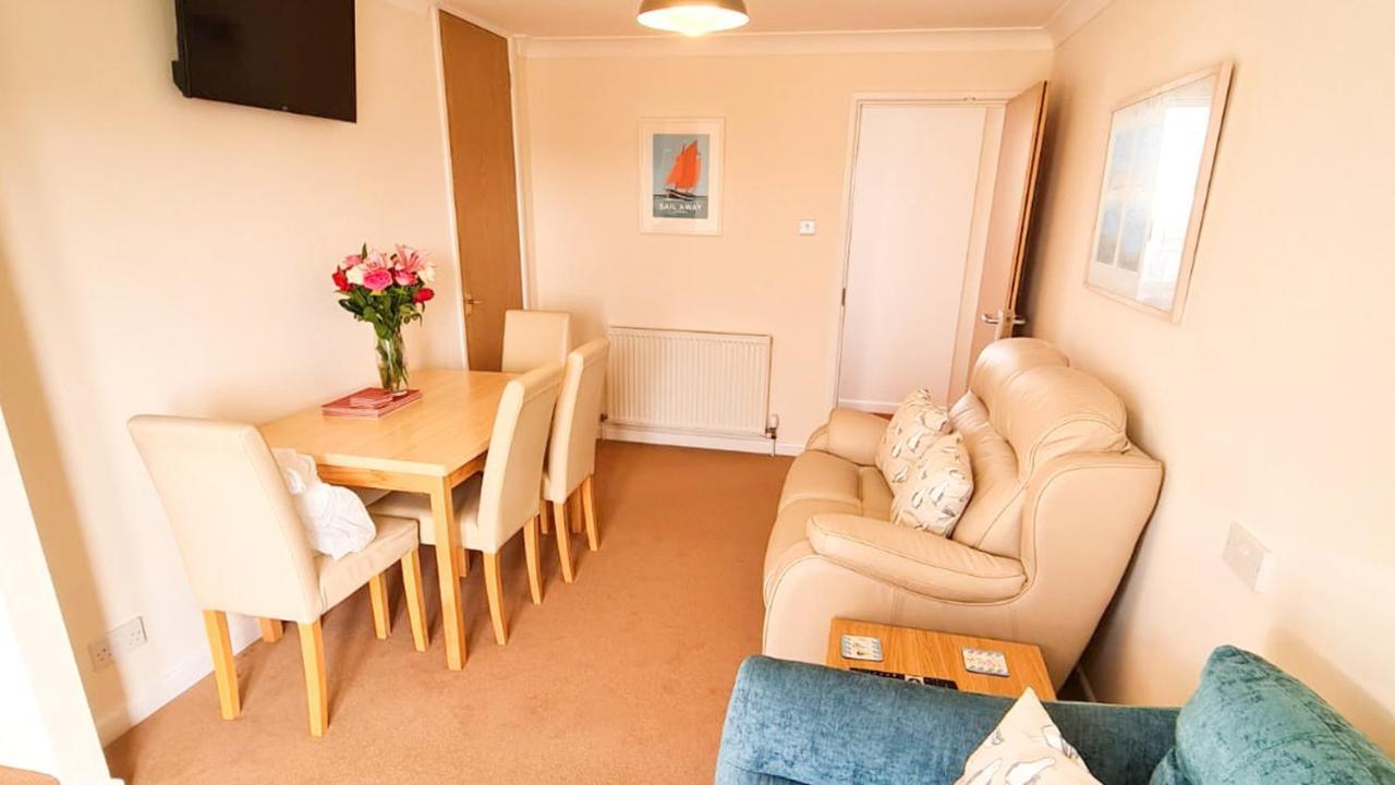 Sandy Bay Apartment, St Ives Bay, Hayle Extérieur photo